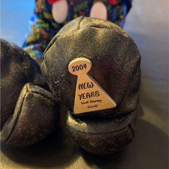 Walt Disney World Mickey Mouse Plush 2004 New Years Eve Mickey Bean Bag - Picture 3 of 12